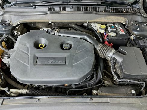 Used 2014 Ford Fusion Titanium image 32