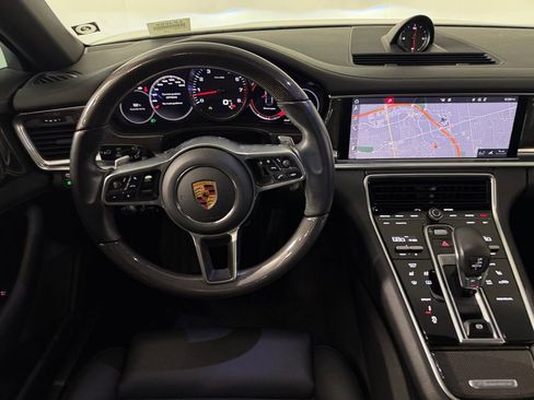 Used 2018 Porsche Panamera 4S AWD/4WD image 12