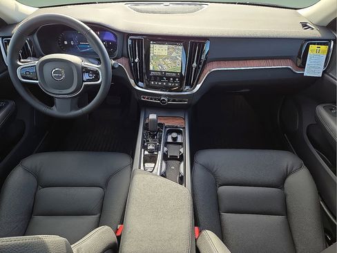 New 2026 Volvo V60 B5 Cross Country Plus w/ Protection Package Premier image 17