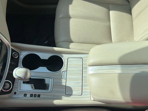 Used 2015 Nissan Murano SL w/ SL Technology Package AWD/4WD image 15