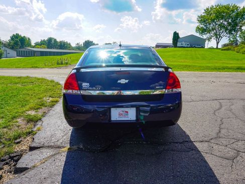 Used 2011 Chevrolet Impala LT w/ Luxury Edition Package FWD image 5