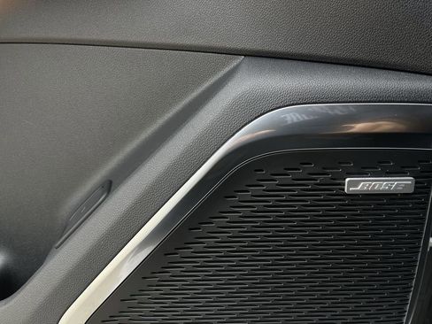 Used 2024 GMC Acadia Denali w/ Super Cruise Package image 24