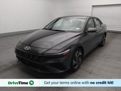 Used 2025 Hyundai Elantra SEL