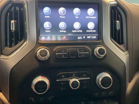 Used 2019 GMC Sierra 1500 SLT w/ SLT Premium Plus Package AWD/4WD image 13