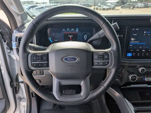 Used 2025 Ford F250 Lariat w/ FX4 Off-Road Package AWD/4WD image 15