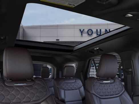 New 2026 Ford Explorer Platinum w/ LUX Leather Package AWD/4WD image 22