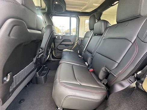 New 2026 Jeep Wrangler Unlimited Rubicon image 17