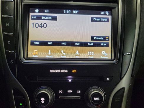 Used 2016 Lincoln MKX Reserve w/ Driver Assistance Package AWD/4WD image 25