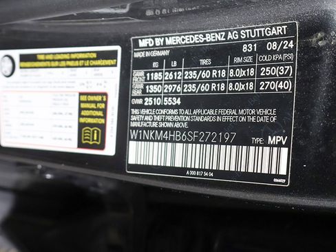 Used 2025 Mercedes-Benz GLC 300 4MATIC image 51