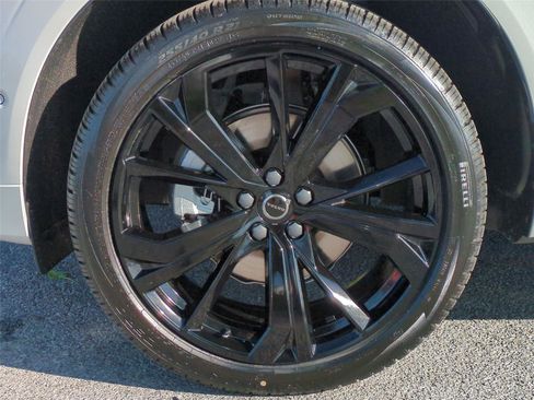 New 2026 Volvo XC60 B5 Ultra w/ Climate Package AWD/4WD image 23