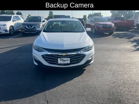Used 2020 Chevrolet Malibu Premier FWD image 3