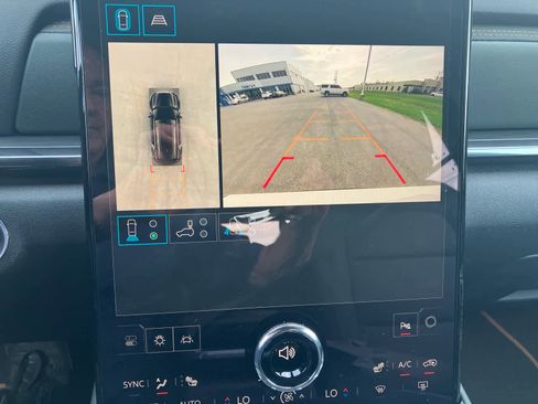 New 2026 GMC Terrain AT4 w/ Technology Package II image 25