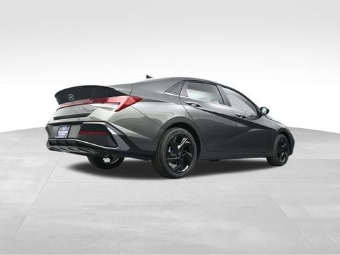 New 2026 Hyundai Elantra SEL Sport image 36