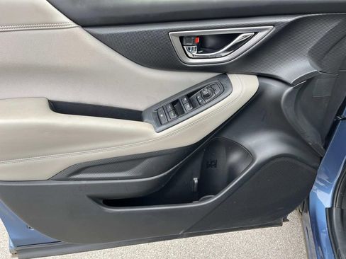 Used 2023 Subaru Forester Premium image 31