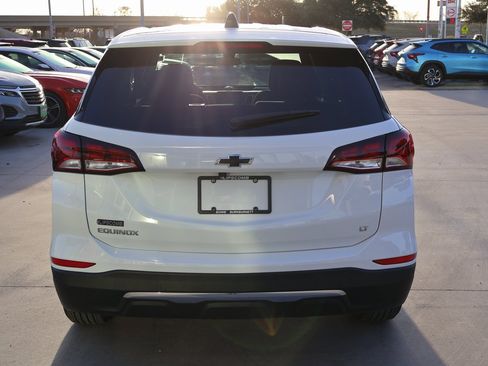 Used 2023 Chevrolet Equinox LT image 7