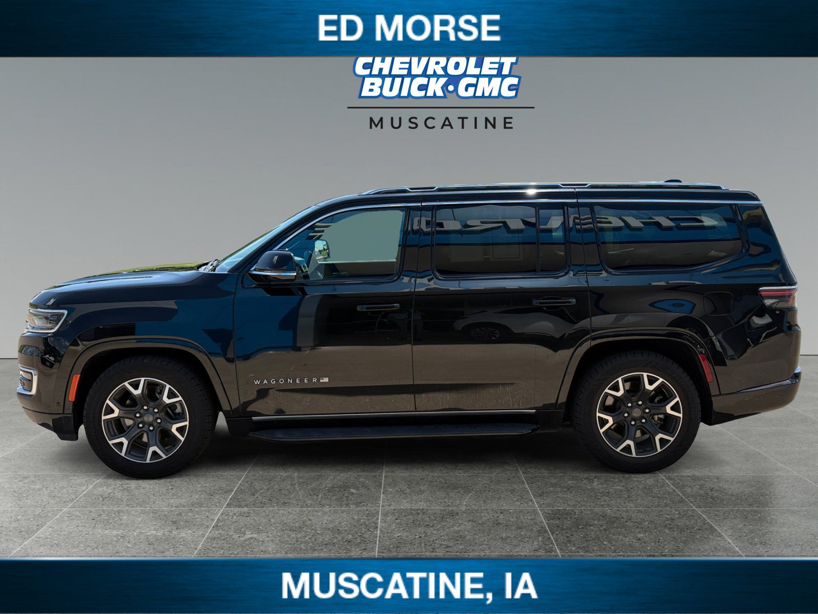 Used 2024 Jeep Wagoneer Series III AWD/4WD image 2