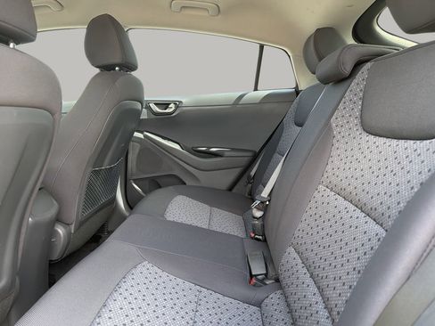 Used 2018 Hyundai Ioniq Blue FWD image 16