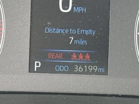 Used 2025 Toyota Corolla LE FWD image 16