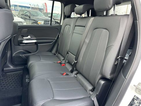 New 2026 Mercedes-Benz GLB 250 4MATIC image 17