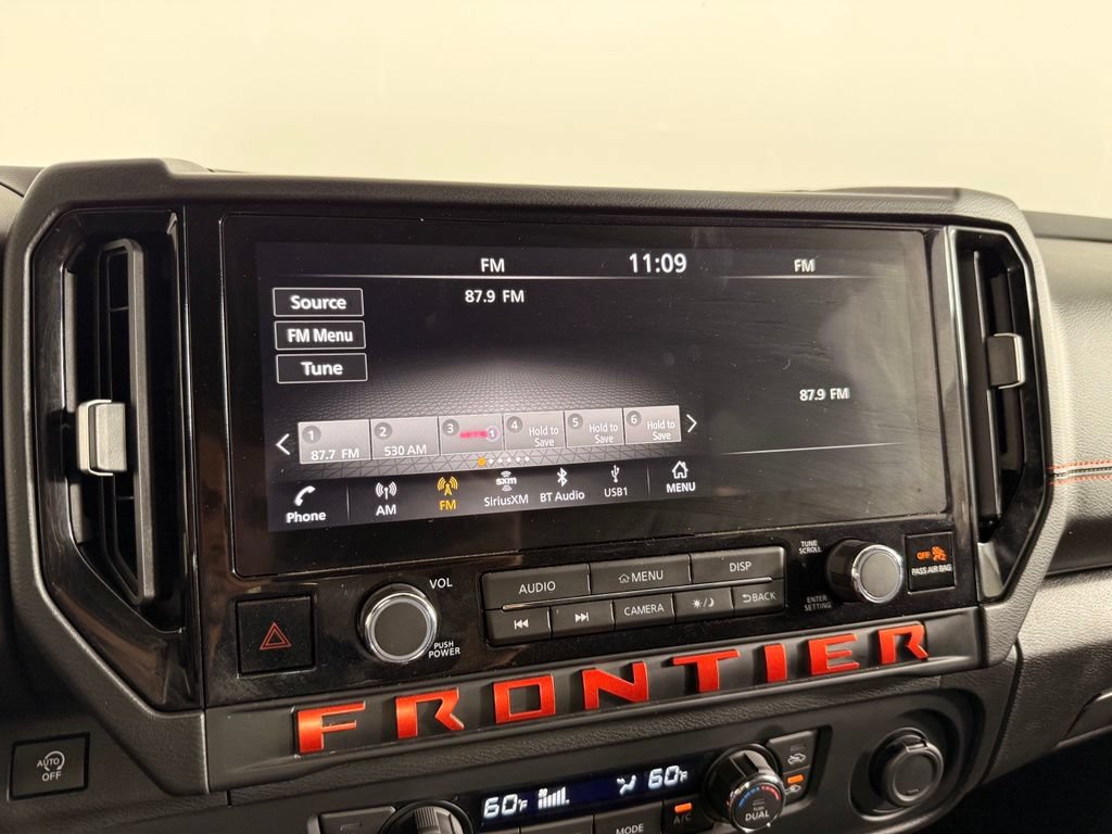 Used 2026 Nissan Frontier PRO-4X AWD/4WD image 6