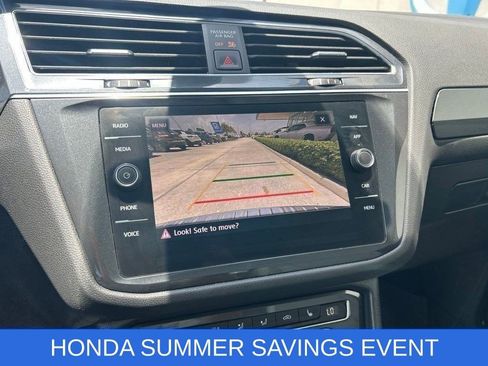 Used 2019 Volkswagen Tiguan SEL Premium AWD/4WD image 14