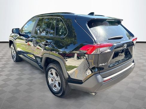 Used 2025 Toyota RAV4 LE AWD/4WD image 6