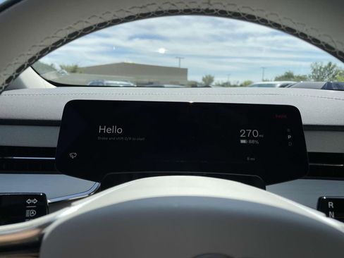 New 2025 Volvo EX90 Plus w/ Protection Package Premier image 10