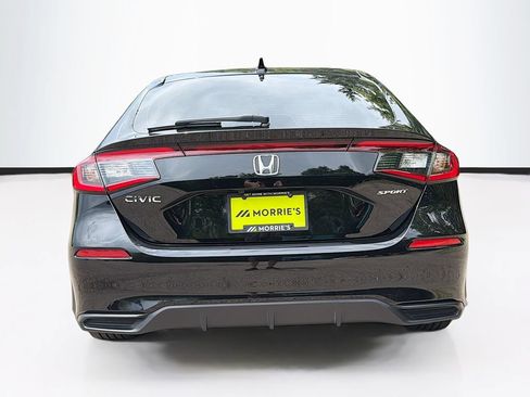 Used 2025 Honda Civic Sport image 6