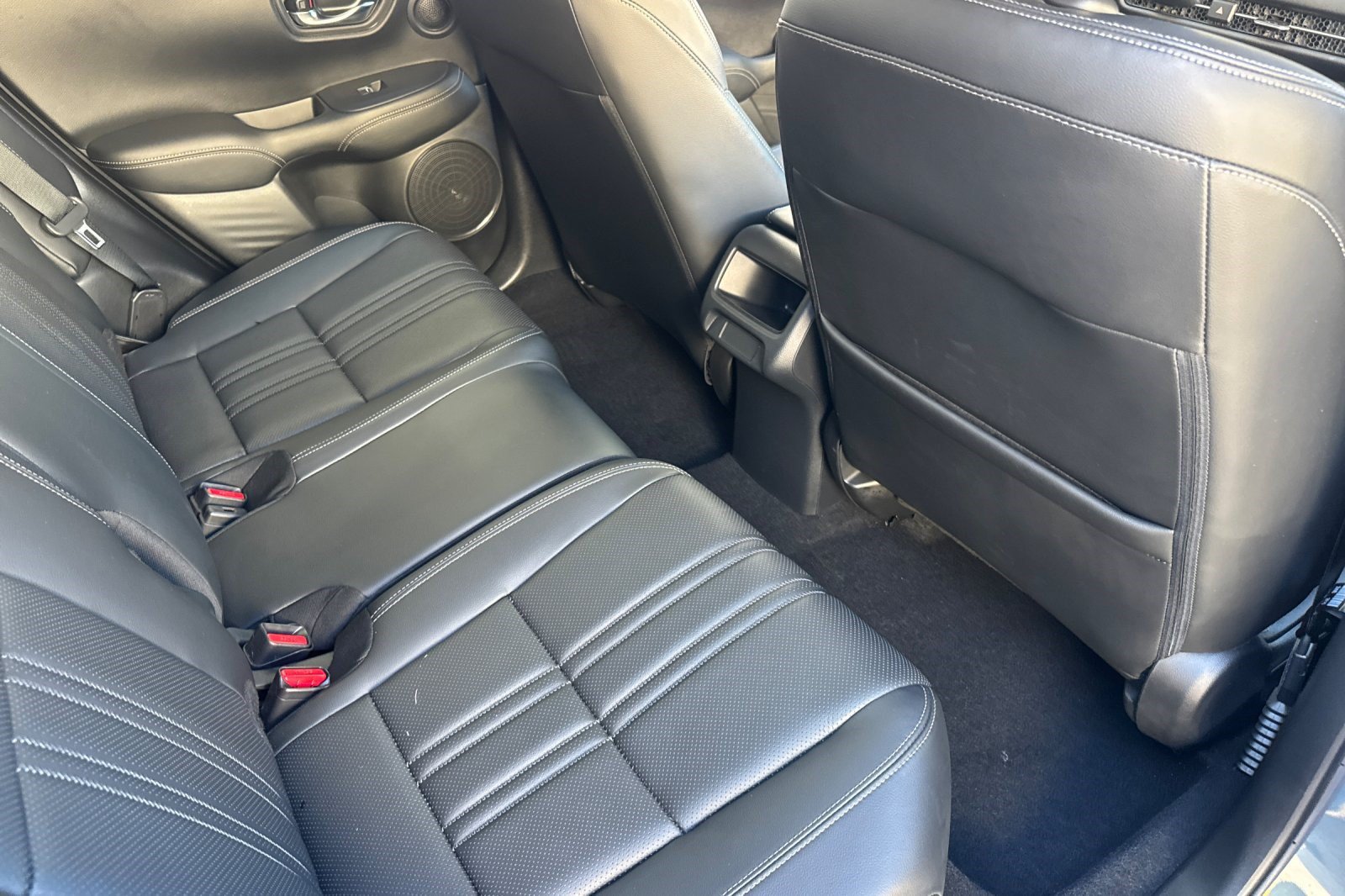 Certified 2024 Honda HR-V EX-L image 33