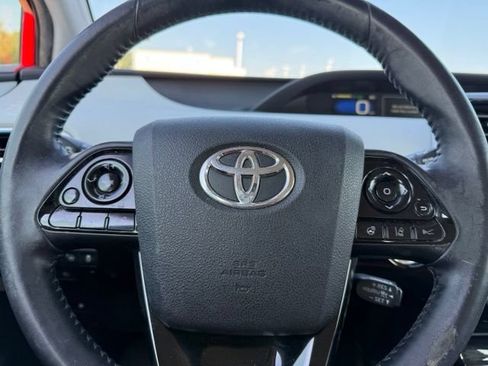 Used 2020 Toyota Prius XLE w/ Advanced Technology Package AWD/4WD image 23