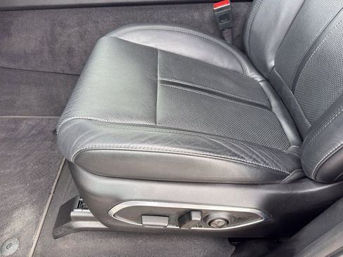 Used 2024 Jeep Wagoneer Series III image 13