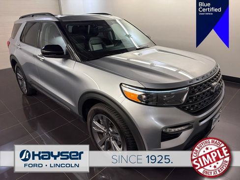 Certified 2022 Ford Explorer XLT w/ Equipment Group 202A AWD/4WD image 1
