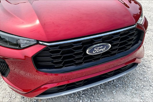 Used 2024 Ford Escape ST-Line w/ Tech Pack #1 AWD/4WD image 27