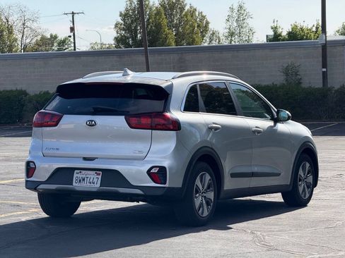 Used 2021 Kia Niro LX FWD image 5