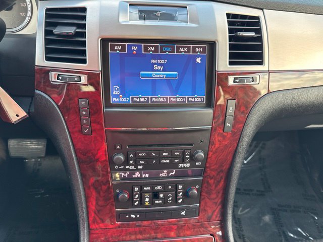 Used 2013 Cadillac Escalade Premium AWD/4WD image 11