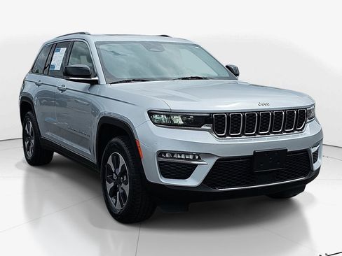 Used 2022 Jeep Grand Cherokee Limited 4xe AWD/4WD image 3