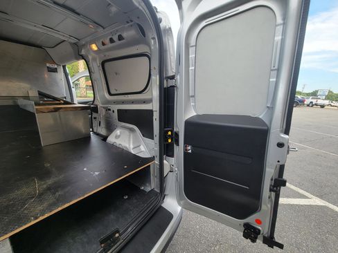 Used 2020 RAM ProMaster City Tradesman SLT FWD image 37