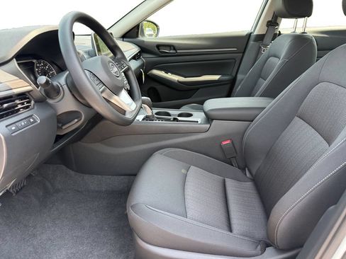 New 2026 Nissan Altima 2.5 SV FWD image 9