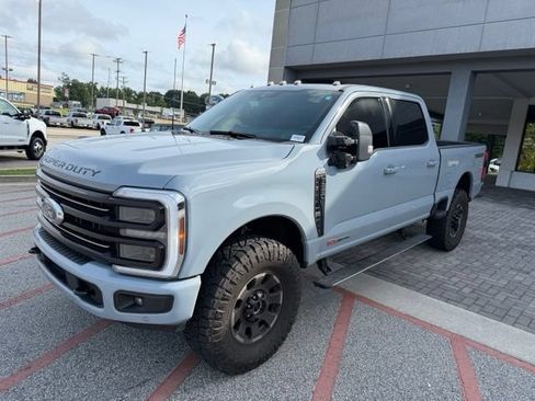 Used 2025 Ford F250 Platinum w/ Tremor Off-Road Package AWD/4WD image 2