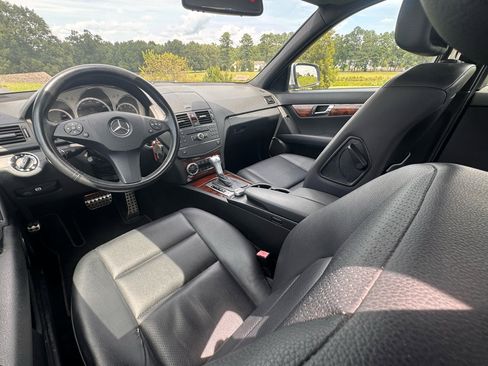 Used 2009 Mercedes-Benz C 300 Sport image 13