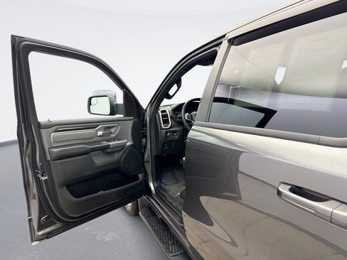 Used 2022 RAM 1500 Big Horn image 10