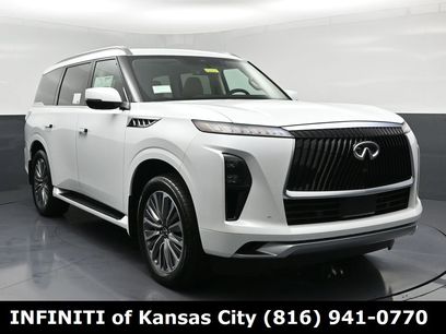 New 2026 INFINITI QX80 Luxe