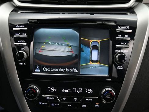 Used 2015 Nissan Murano SL w/ SL Technology Package image 16