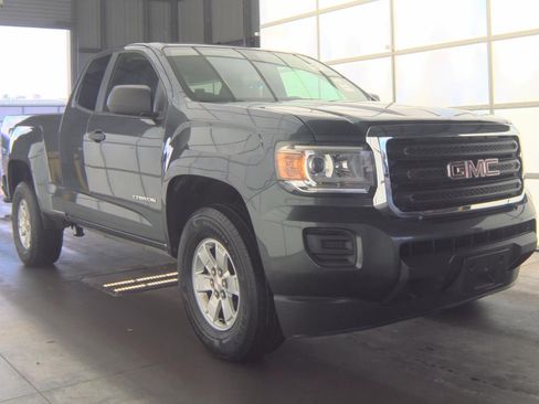 Used 2015 GMC Canyon W/T RWD image 3