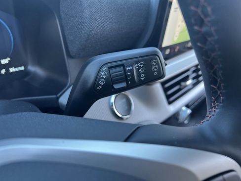 New 2026 Ford Explorer Active w/ Active Comfort Package RWD image 11
