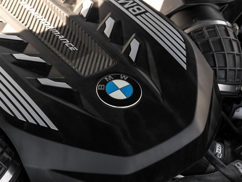 Used 2022 BMW X5 M50i w/ Executive Package image 61