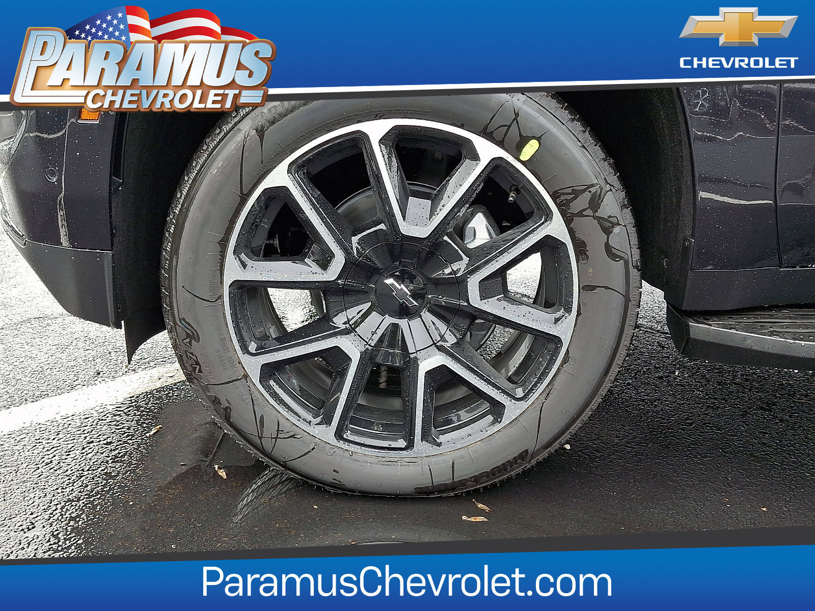 New 2026 Chevrolet Suburban RST w/ Comfort Package AWD/4WD image 5
