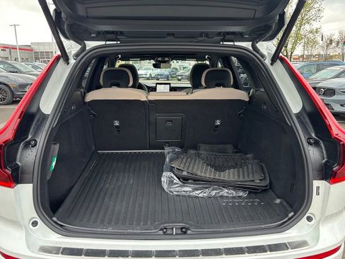Certified 2026 Volvo XC60 B5 Plus w/ Protection Package Premier AWD/4WD image 26