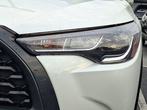 Used 2023 Toyota Corolla Cross L AWD/4WD image 10