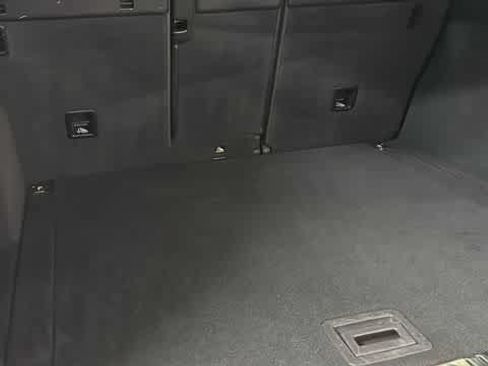 Used 2017 Porsche Cayenne S AWD/4WD image 28